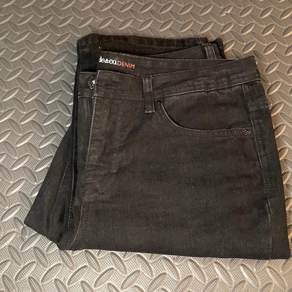 Women’s Style &Co. Denim Straight Leg Tummy Control Jeans - Picture 1 of 10